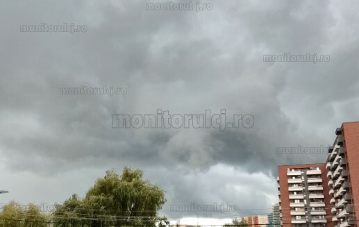 Nori care prevestesc furtuna / Foto: monitorulcj.ro