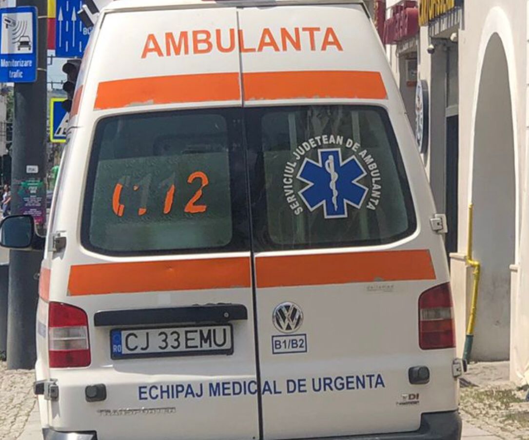 Bărbat accidentat la locul de muncă, transportat la spital cu ambulanța / Foto: arhivă monitorulcj.ro