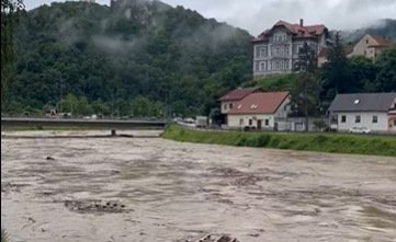 Inundații în Slovenia/ Foto: captură ecran video @SloveniaInfo - Twitter