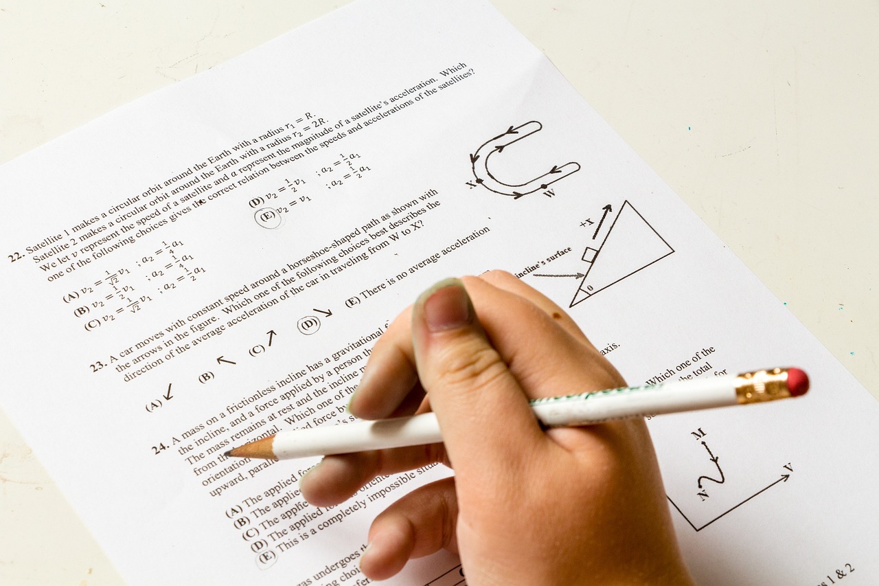 Proba la matematică în cadrul bacalaureatului de toamnă va avea loc pe 17n august 2023. Foto: Pixabay