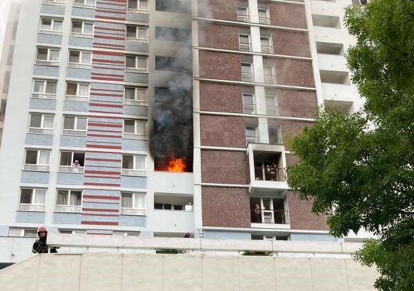 Incendiu într-un hotel de la Băile Felix/ Foto: ISU Bihor
