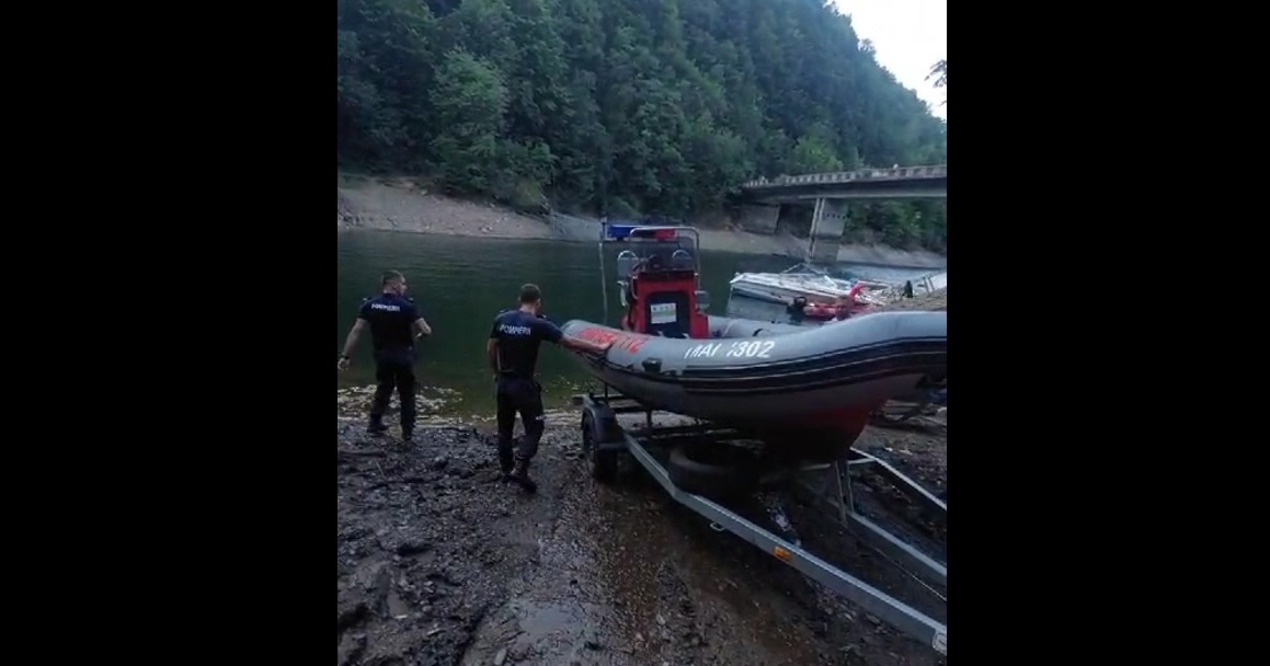 Acțiune de salvare pe Lacul Tarnița. Un bărbat este dispărut. Foto: ISU Cluj