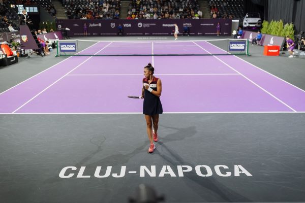 Jucătoarea româncă de tenis Jaqueline Cristian a fost învinsă neaşteptat de germanca Eva Lys/ Transylvania Open