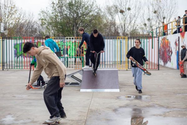 Primul skatepark din Huedin/ Foto: Ovidiu Pantea