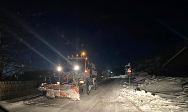 Iarna și-a intrat în drepturi, iar utilajele de dezăpezire au ieșit pe teren în zona de munte a județului Cluj/ Foto: Consiliul Județean Cluj - Facebook