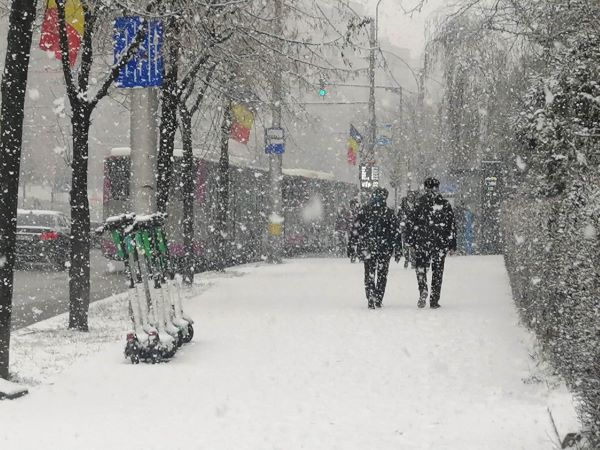 Vor fi așteptate câteva reprize de ninsoare în Cluj-Napoca/ Foto: monitorulcj.ro