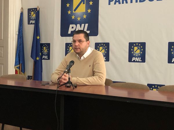 Deputatul PNL de Cluj Radu Moisin și-a prezentat raportul de activitate Foto: Anca Colibășanu monitorulcj.ro