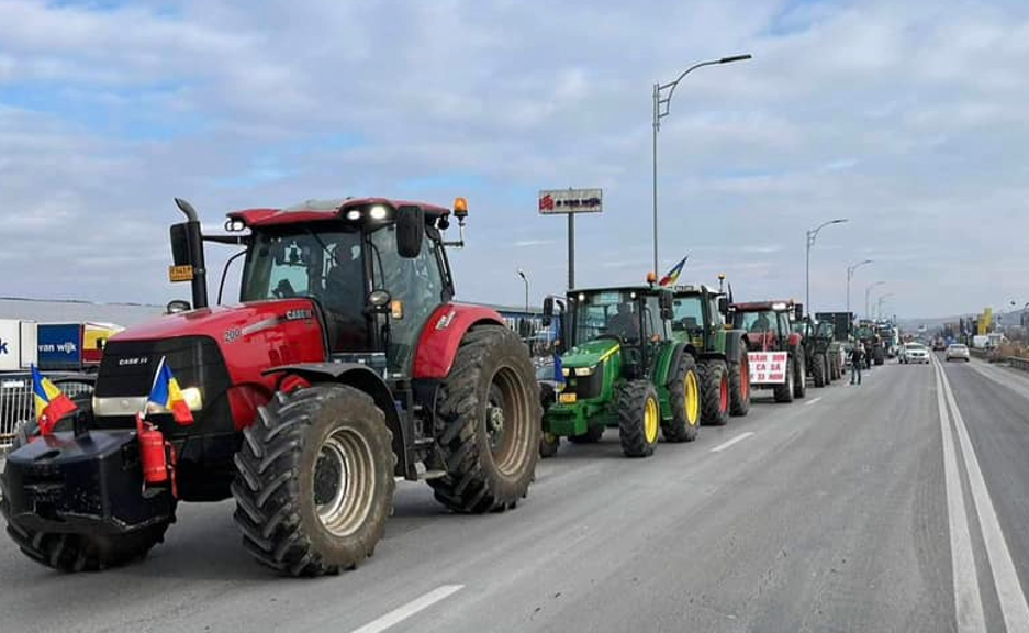 Protestul fermierilor și transportatorilor în județul Cluj/Foto: Info Trafic Cluj-Napoca Facebook.com