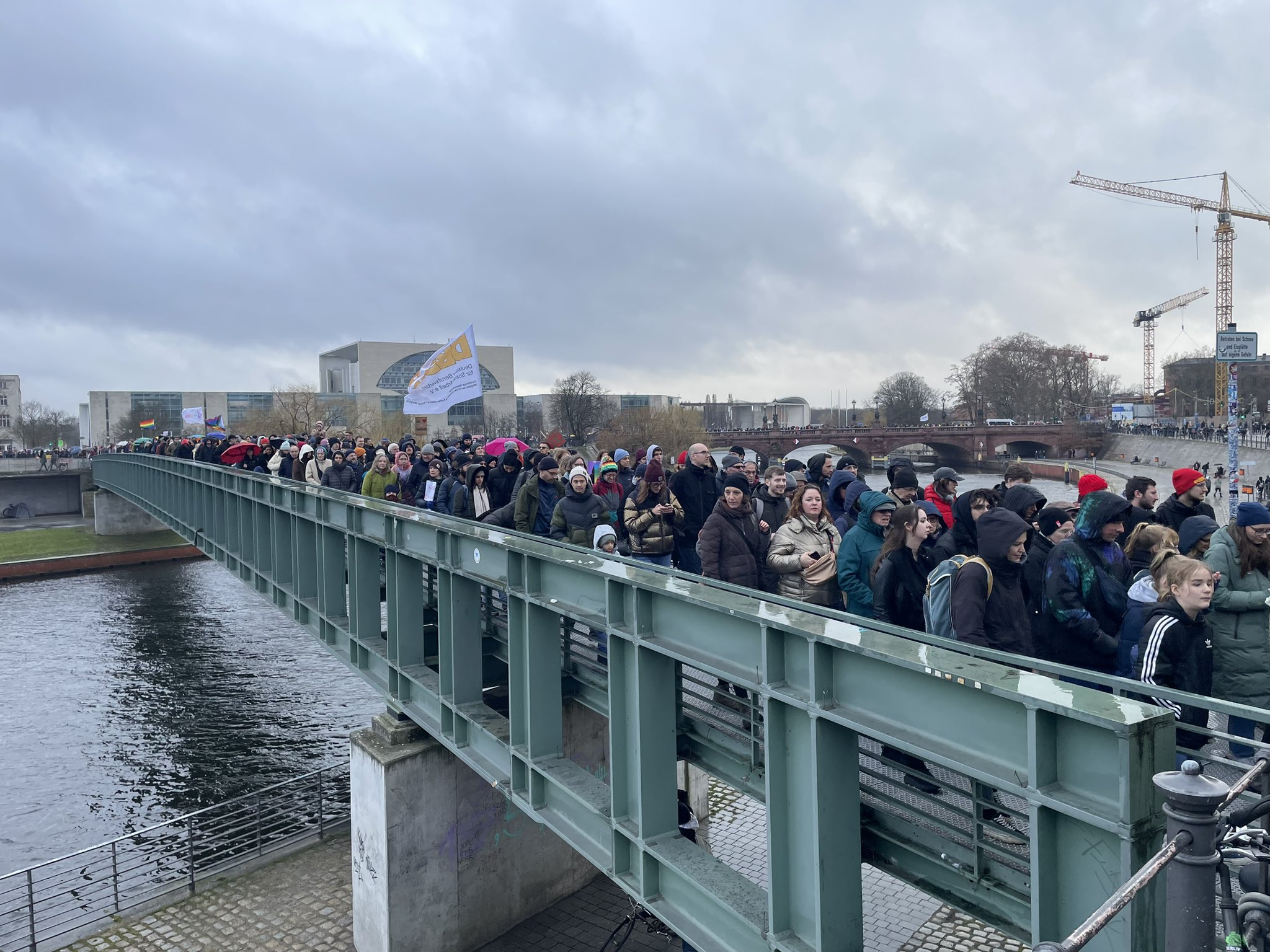 Mii de protestatari în Berlin / Foto:  Aurélie Filippetti - X (fostul Twitter)