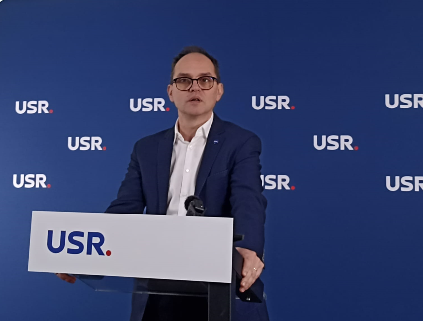 Deputatul USR Cluj Viorel Băltărețu, conferință de presă despre proiectul de buget al Clujului în 2024/Foto: monitorulcj.ro