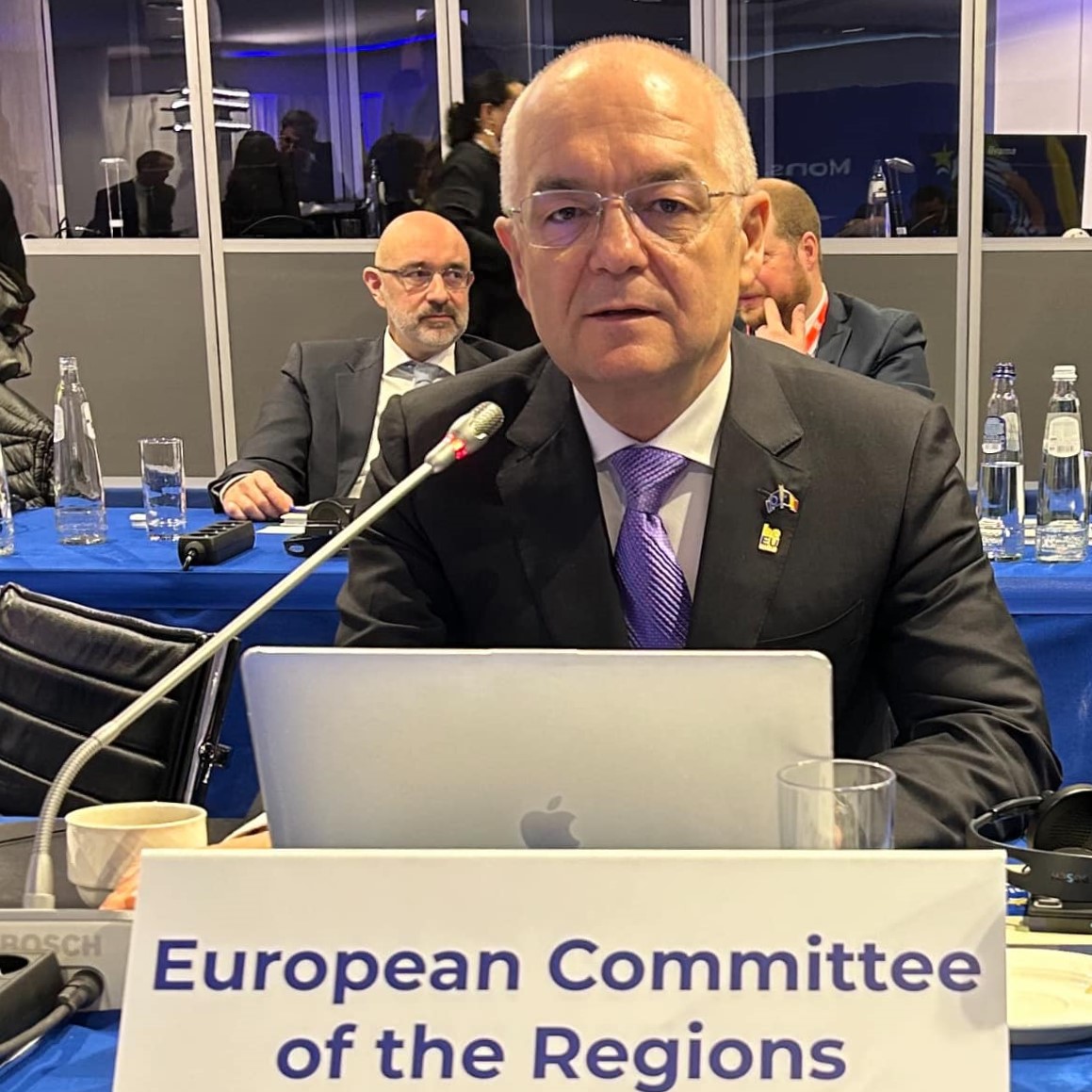 Emil Boc, în Comitetul European al Regiunilor. FOTO: Facebook/ Emil Boc