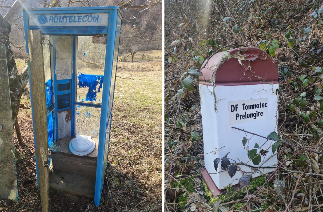 O cabină a defunctului Romtelecom a fost transformată în toaletă, într-un sat din Apuseni/ Foto: apuseni.info