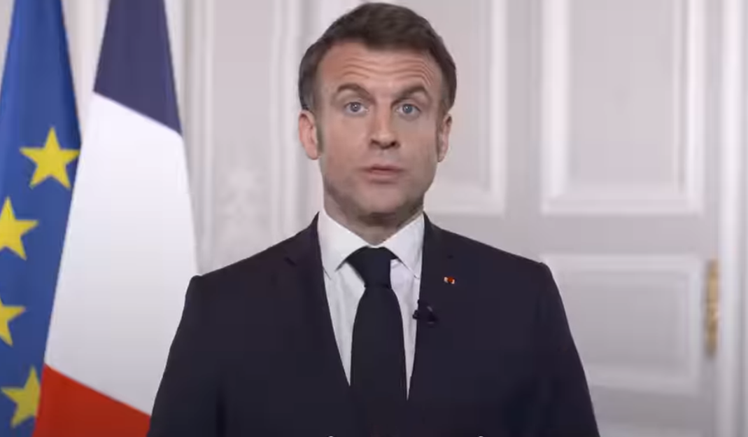 Președintele Franței, Emmanuel Macron, anunță o lege ce va reglementa „dreptul de a muri”, în condiții stricte/Foto: Emmanuele Macron Facebook.com