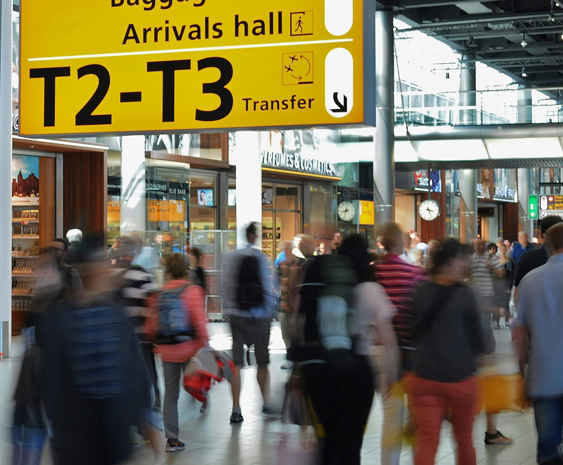 În ce condiții vor călători minorii odată cu intrarea României în Air Schengen/Foto: pexels.com