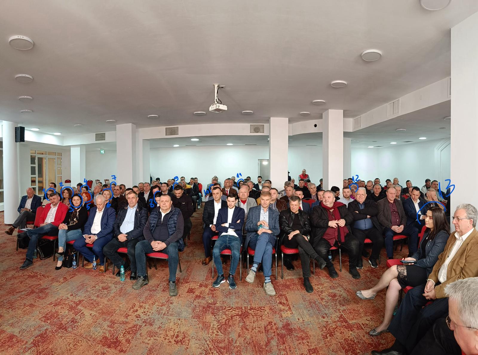 PSD Cluj nu renunță la trecut. Speranțe noi cu oameni vechi pentru alegerile locale.  Sursă foto: PSD Cluj