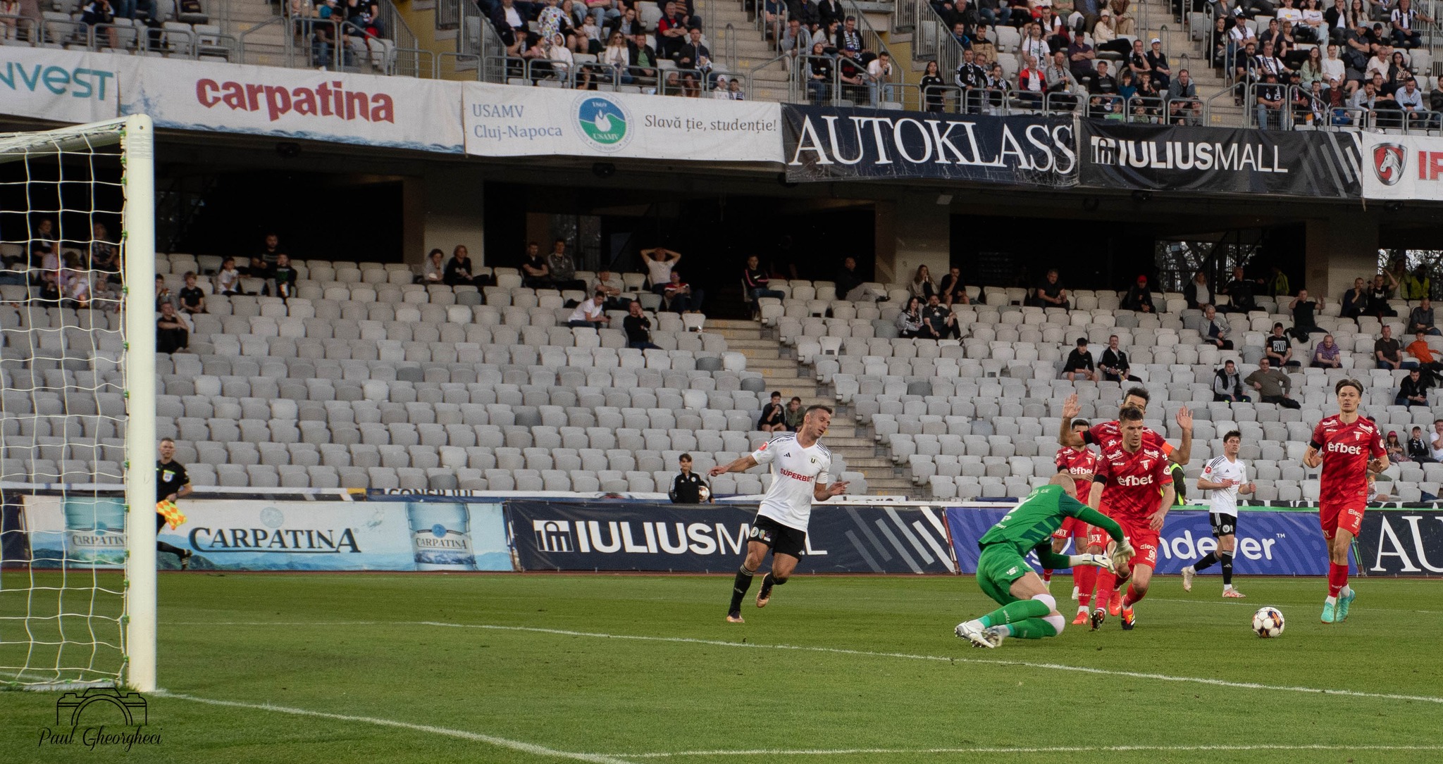 „U” Cluj, remiză cu UTA Arad, scor 0-0, pe Cluj Arena. FOTO: Paul Ghoergheci/ monitorulcj.ro