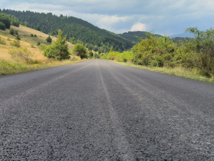 Consiliul Județean Cluj a încheiat 11 noi contracte de lucrări de întreținere care vizează 11 sectoare de drum în lungime însumată de 59,824 kilometri, situate pe nouă drumuri județene/ Foto: Consiliul Județean Cluj
