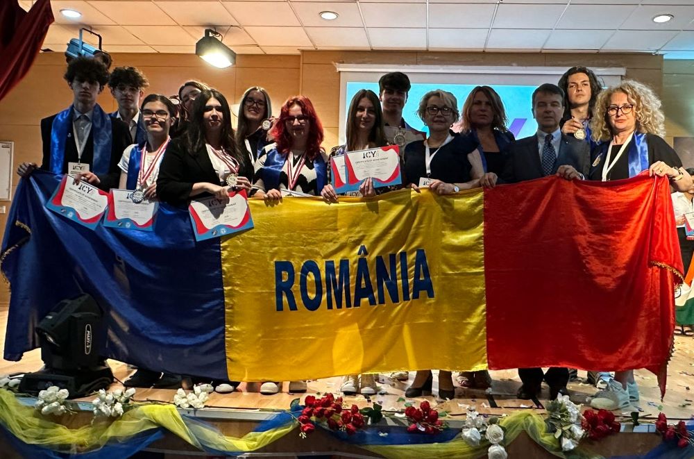 România a fost reprezentată de un lot de elevi din Cluj-Napoca la Concursul Interdisciplinar „Conference of Young Scientists” din Izmir/ Foto: Consulatul General al României la Izmir / Izmir Romanya Baskonsoloslugu - Facebook