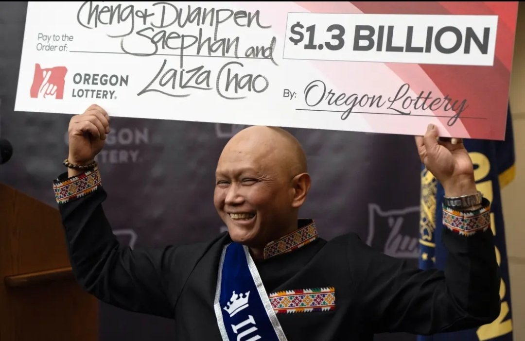 Imagini cu Cheng „Charlie” Saephan afișate când s-a dezvăluit că este unul dintre câștigătorii premiului cel mare de 1,3 miliarde de dolari. Foto: Jercan / X