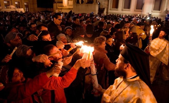 Ce semnifică Lumina Sfântă de la Ierusalim? Sursă foto: Facebook/ Mitropolia Clujului