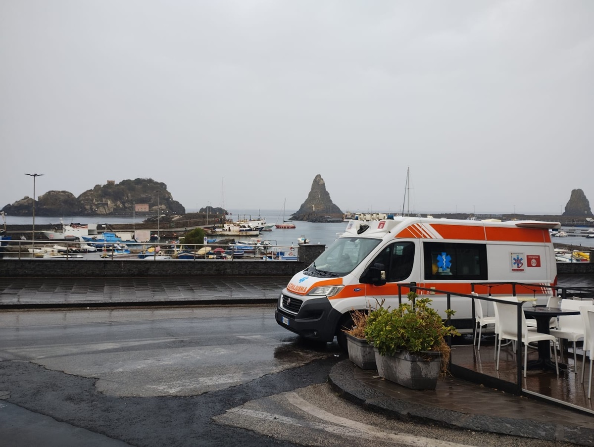 Serviciul de ambulanțe din Sicilia în acțiune. FOTO: Sicilia Emergenza Urgenza Sanitaria SCpA