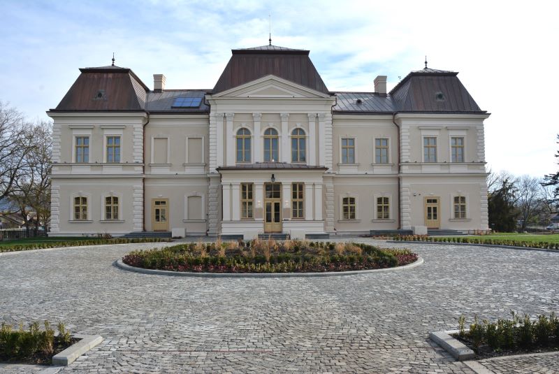 Consiliul Județean Cluj organizează în perioada 3 – 10 iunie, în intervalul orar 10:00 – 22:00, Săptămâna Porților Deschise la Castelul Bánffy din Răscruci/ Foto: Consiliul Județean Cluj