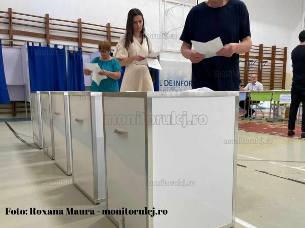 Votul politic la nivel național (potrivit estimărilor de tip exit-poll de la ora 22:00) pentru consiliile județene arată ca cele mai multe voturi au fost obținute de PSD, urmat de PNL| Foto: Roxana Maura - monitorulcj.ro