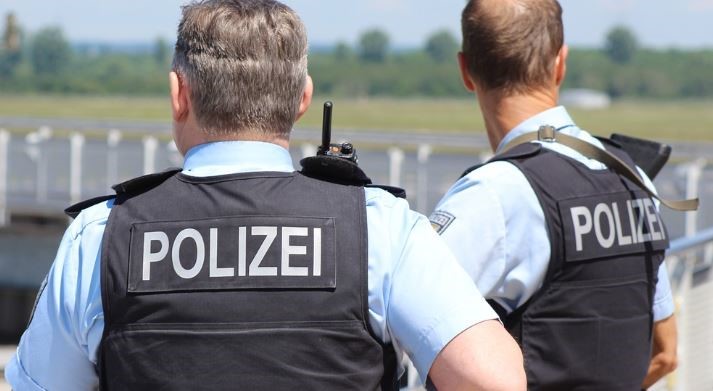 Un bărbat înarmat cu un topor a fost împușcat de poliție în Hamburg, înainte de meciul Polonia-Olanda la EURO 2024|Foto: pixabay.com