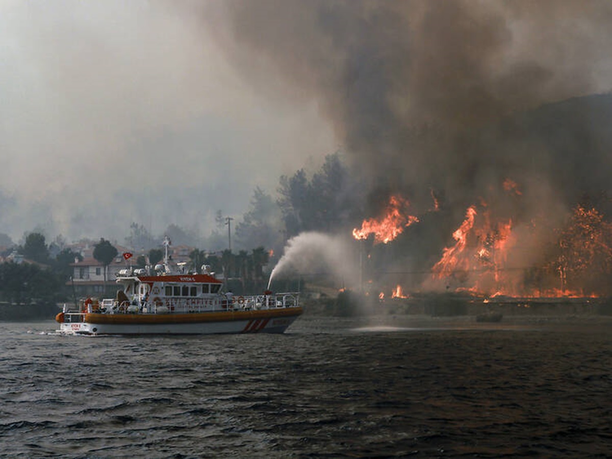Autoritățile bănuiesc incendieri intenționate în Grecia. Foto: arhivă Time Out New York / X