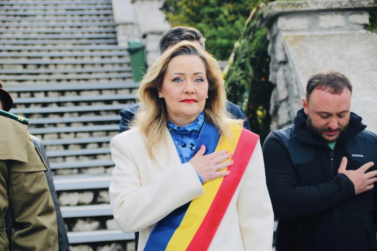 Elena Lasconi, noul președinte al USR: „De astăzi începe reconstrucţia partidului” | Foto: Elena Lasconi alege Câmpulung Muscel - Facebook