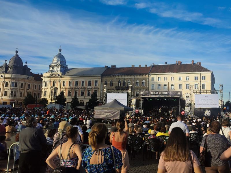 Peste 500 de chitariști în Piața Unirii, 6.07.2024| Foto: Alina Petric - monitorulcj.ro