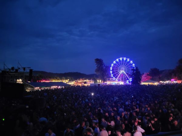 A fost Massive! 68.000 de festivalieri au participat în ziua a patra la Electric Castle 2024. | Foto: Roxana Maura – monitorulcj.ro