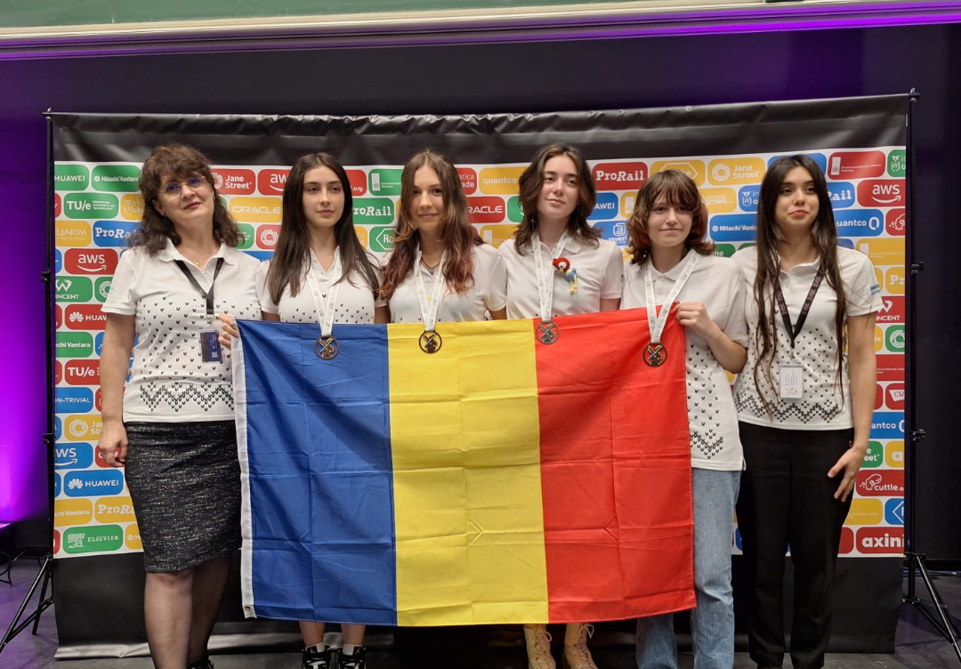 O elevă de la Colegiul Național „Emil Racoviță” a obținut medalia de bronz la Olimpiada Europeană de Informatică pentru Fete din Olanda|Foto: Societatea pentru Excelență și Performanță în Informatică Facebook.com