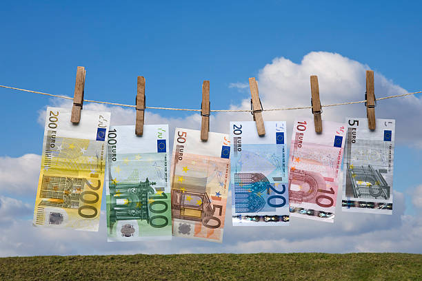 Bancnotele contrafăcute sunt puse tot mai des în circulație | Foto: pixabay.com