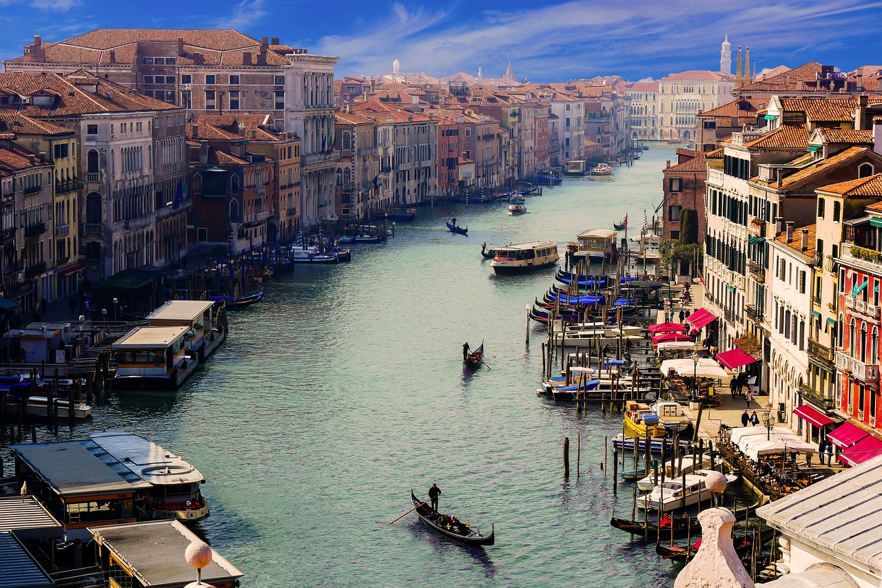 Veneţia reduce impactul aglomeraţiei asupra oraşului. Grupurile de turişti, limitate la 25 de persoane. | Foto: pixabay.com
