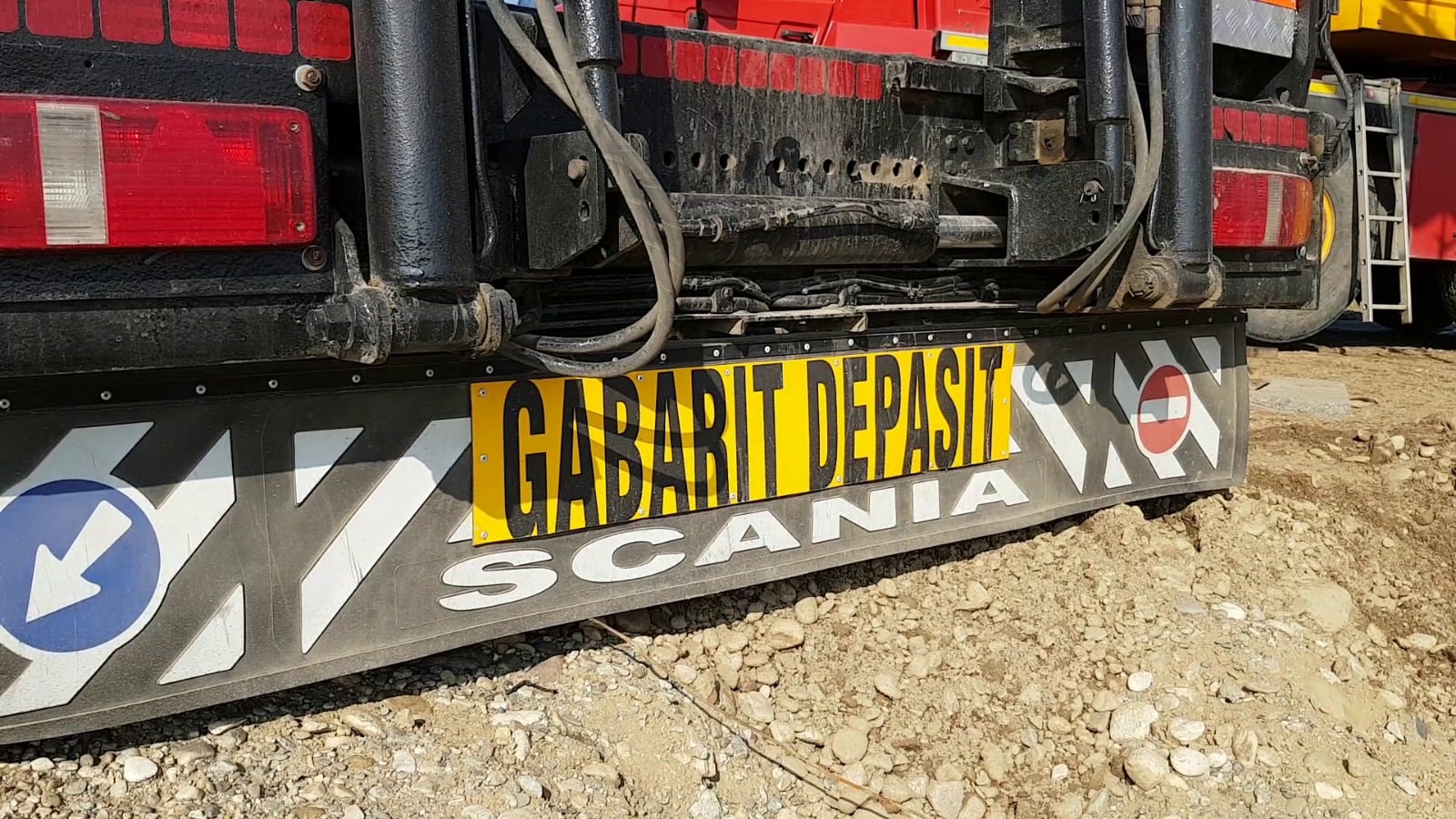 Două transporturi cu gabarit depășit vor tranzita Clujul | Foto: Compania Nationala de Administrare a Infrastructurii Rutiere - Facebook