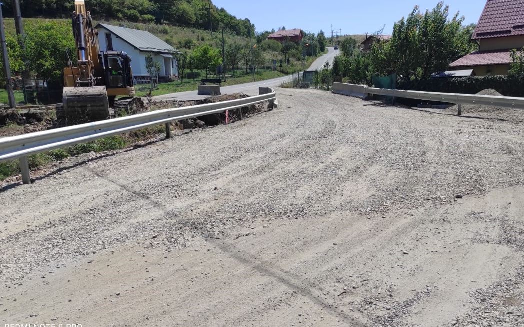 Consiliul Județean Cluj construiește un pod nou în localitatea Ciurila. Traficul rutier se va desfășura pe un pod provizoriu|Foto: Consiliul Județean Cluj