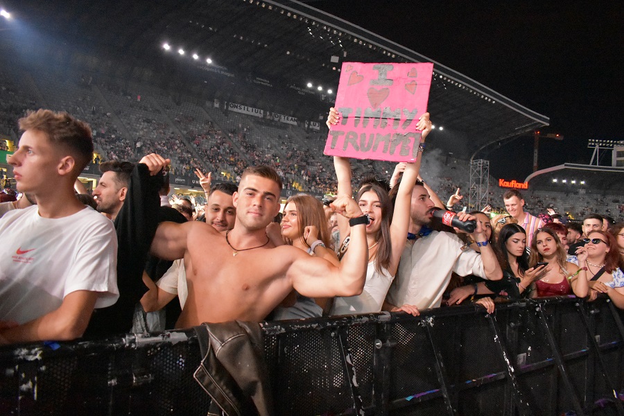 Untold a ajuns la jumătatea festivalului. Tinerii încă rezistă. Foto: monitorulcj.ro