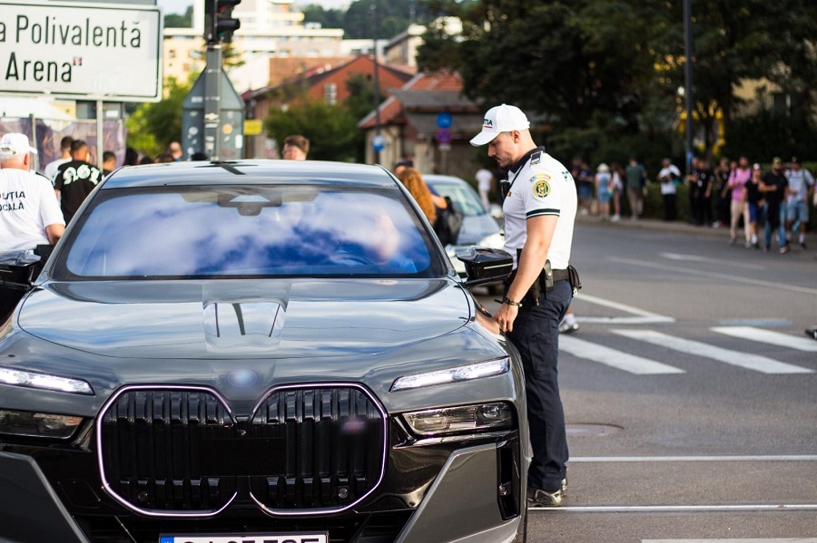 Filtre de poliție în proximitatea desfășurării festivalului Untold. Șoferi trași pe dreapta. Foto: Facebook Inspectoratul de Poliție Județean Cluj