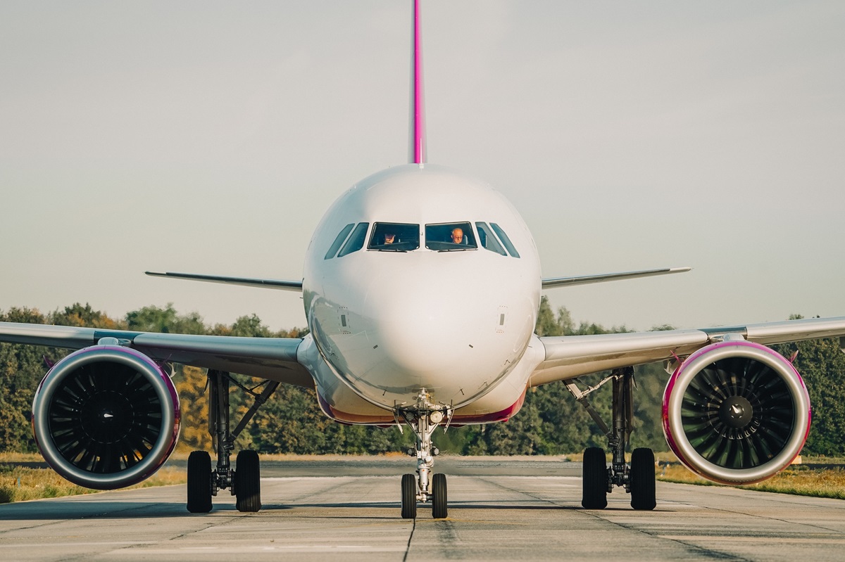 Zeci de zboruri au fost anulate În Olanda, iar serviciile de urgență comunică prin SMS, din cauza unei pene de curent. Foto: Eindhoven Airport  / Facebook