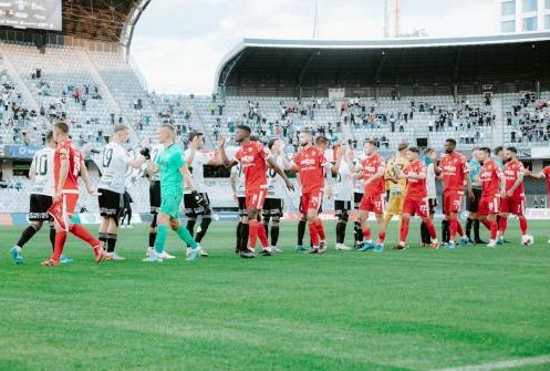 Ioan Ovidiu Sabău, înaintea meciului cu Dinamo | Foto: fcucluj.ro