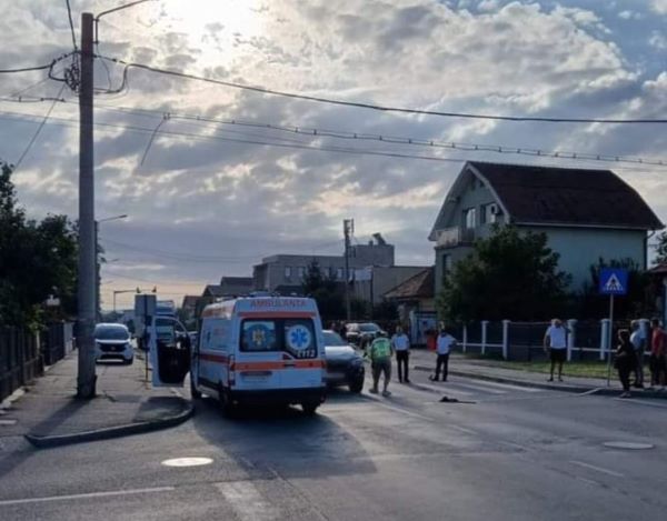 Bărbat lovit de maşină, pe strada Plevnei din Cluj-Napoca | Foto: Vasile Drăgunoiu/Mathe Levente – INFO TRAFIC jud. CLUJ – grup Facebook