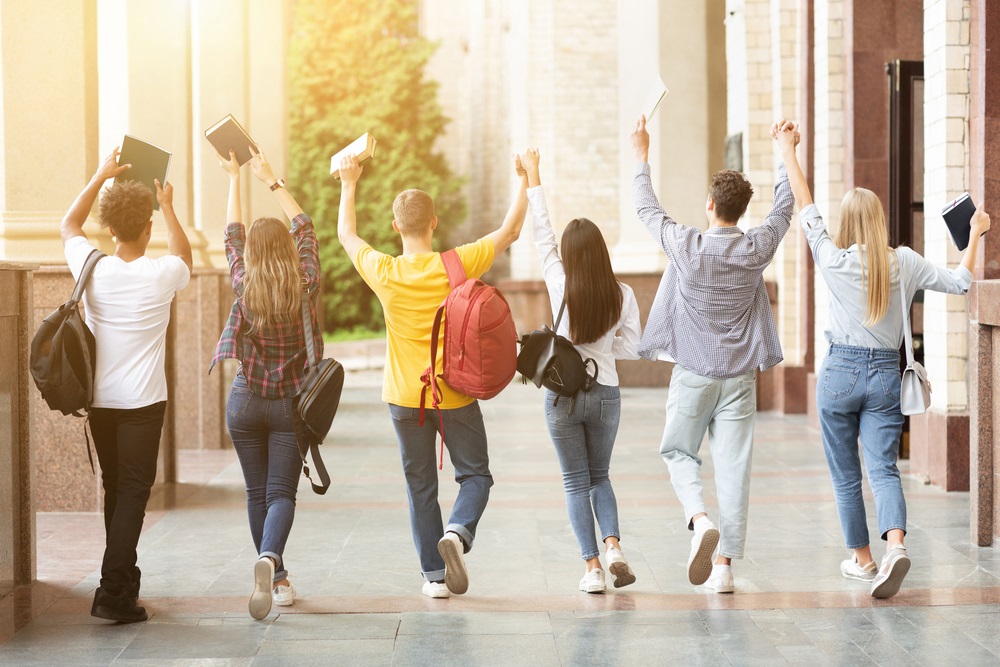 Concurs pentru elevi și studenți| Foto: depositphotos.com