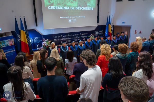 Deschiderea anului universitar la Universitatea de Medicină şi Farmacie „Iuliu Haţieganu” din Cluj-Napoca | Foto: UMF Iuliu Haţieganu Cluj-Napoca - Facebook