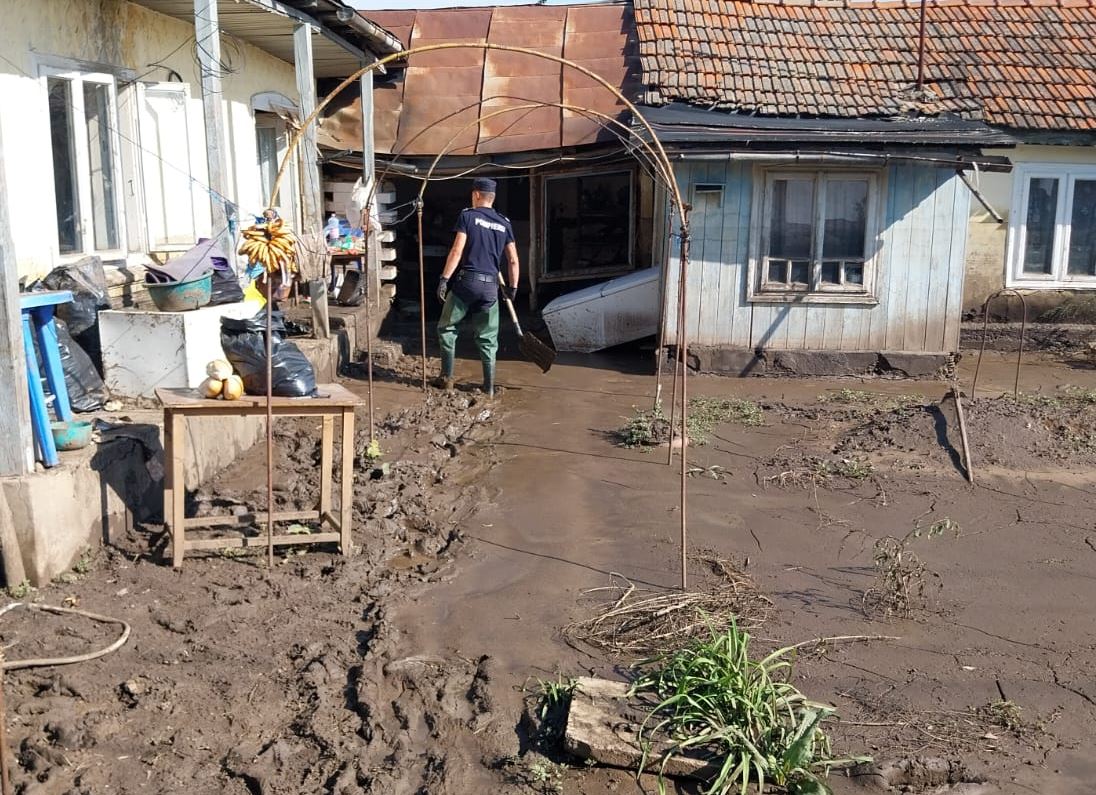 Arhiepiscopia Clujului a strâns 1,3 milioane de lei, bani care sunt destinaţi celor afectaţi de inundaţiile din ultima vreme | Foto: ISU Cluj