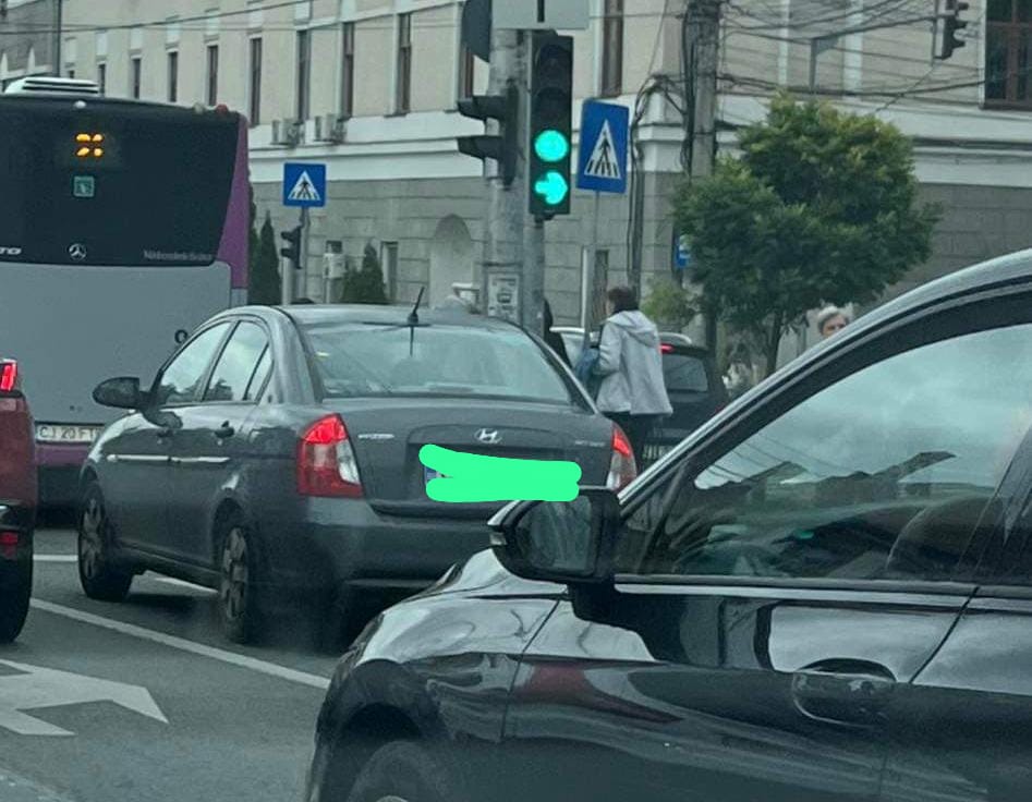 Incident în Piața Cipariu | Foto: Info Trafic Cluj-Napoca - Facebook