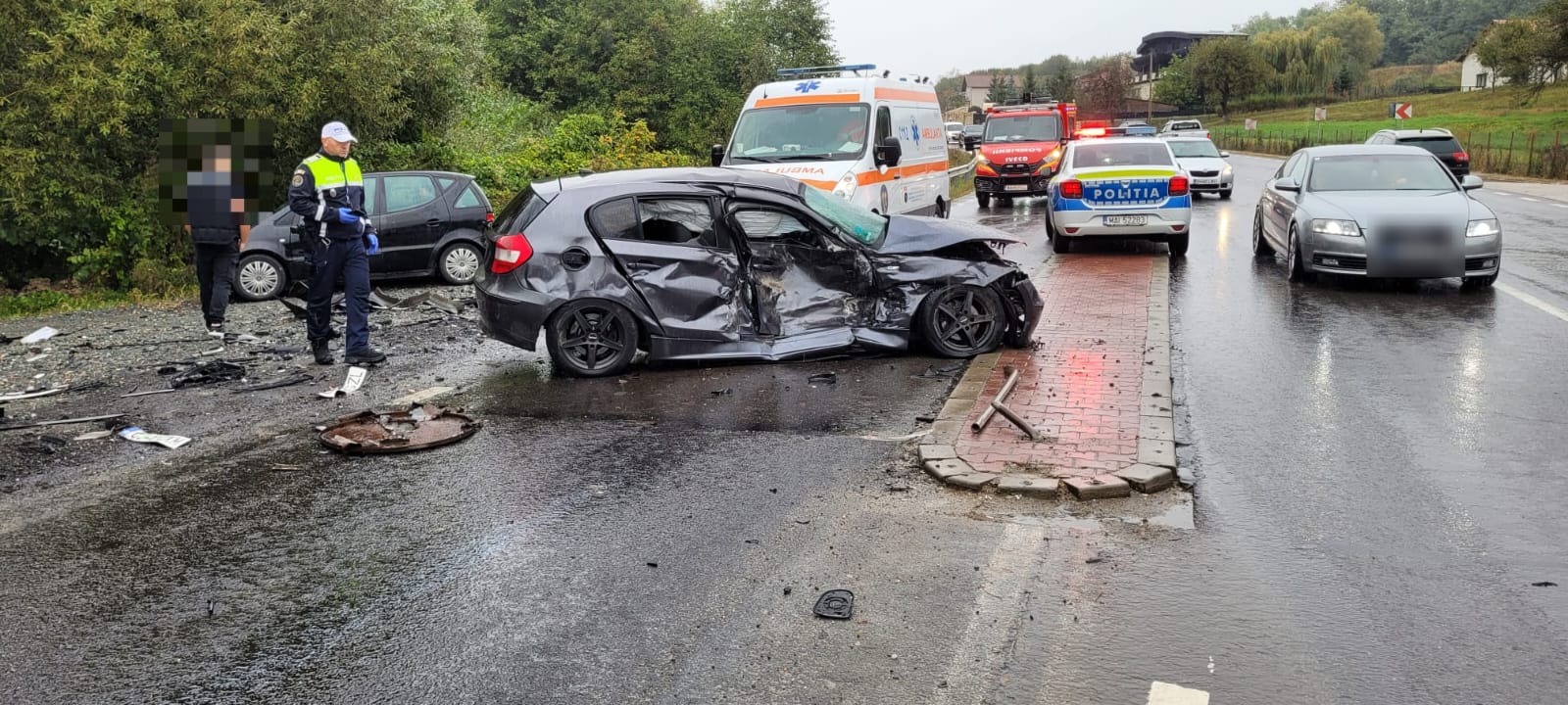 Accident pe DN 1 Cluj-Turda, între două autoturisme | Foto: ISU Cluj