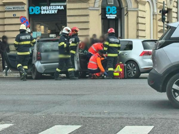 Accident rutier grav pe Calea Moților din Cluj-Napoca | Foto: Alex Didit –Info Trafic Cluj-Napoca - grup Facebook