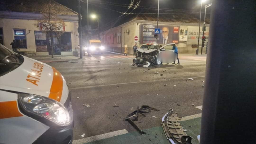 Accident pe Bd-ul 21 Decembrie 1989 | Foto: Info Trafic jud.Cluj - Facebook