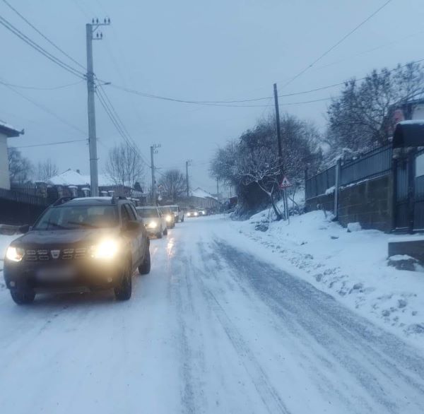 Trafic îngreunat în Sălicea | Foto: INFO TRAFIC jud. CLUJ - Facebook